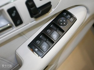 2010E 260L CGI(yu)Ű {܇ƅ^(q)	