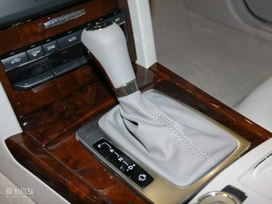 2010E 260L CGIŰ п؅^