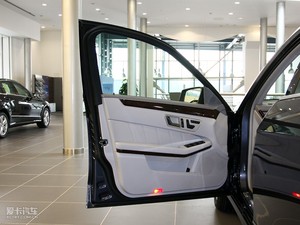 2010款E 260L CGI优雅版 空间座椅