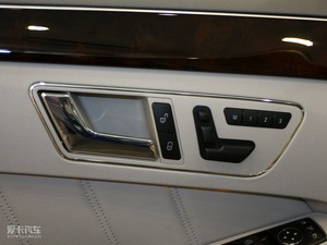 2010款E 260L CGI优雅版 空间座椅