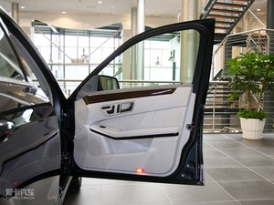 2010款E 260L CGI优雅版 空间座椅