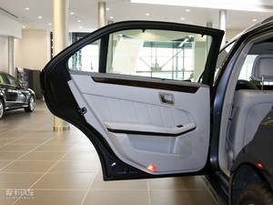2010款E 260L CGI优雅版 空间座椅