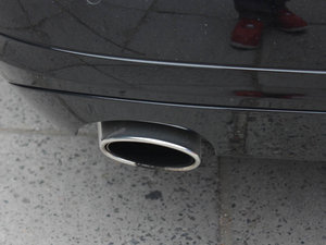 2010款E 260L CGI优雅版 排气管
