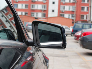 2010款E 260L CGI优雅版 细节外观