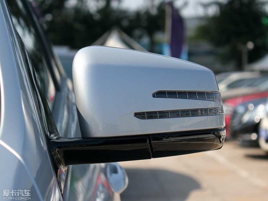 2011YE E 200L CGIŰ