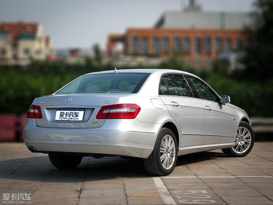 2011YE E 200L CGIŰ