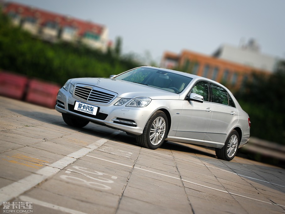 2011E E 200L CGIŰ