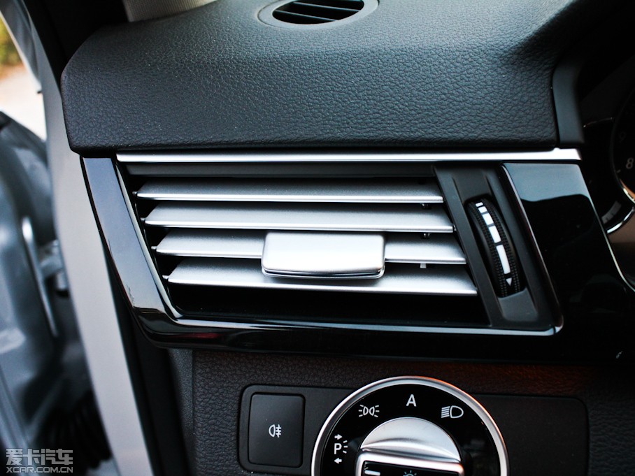 2011YE(j) E 300L r(sh)F