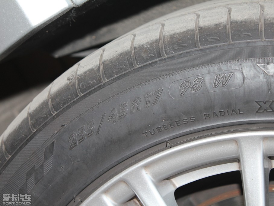 2011YE E 260L CGIrа