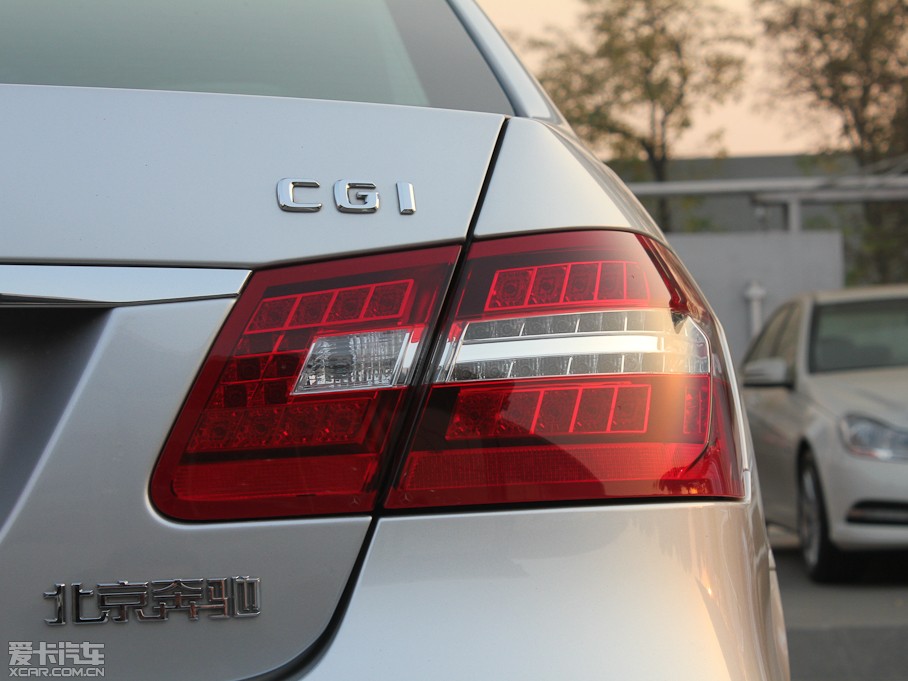 2011YE E 260L CGIrа