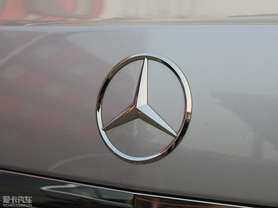 2011YE(j) E 260L CGIr(sh)а