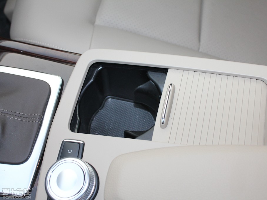 2011YE(j) E 260L CGIr(sh)а