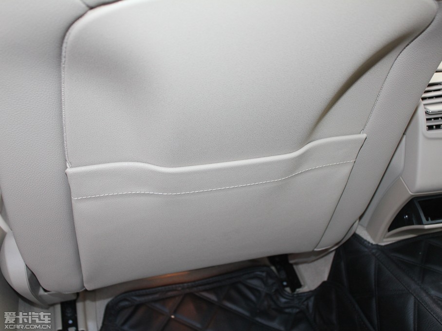 2011YE E 260L CGIrа