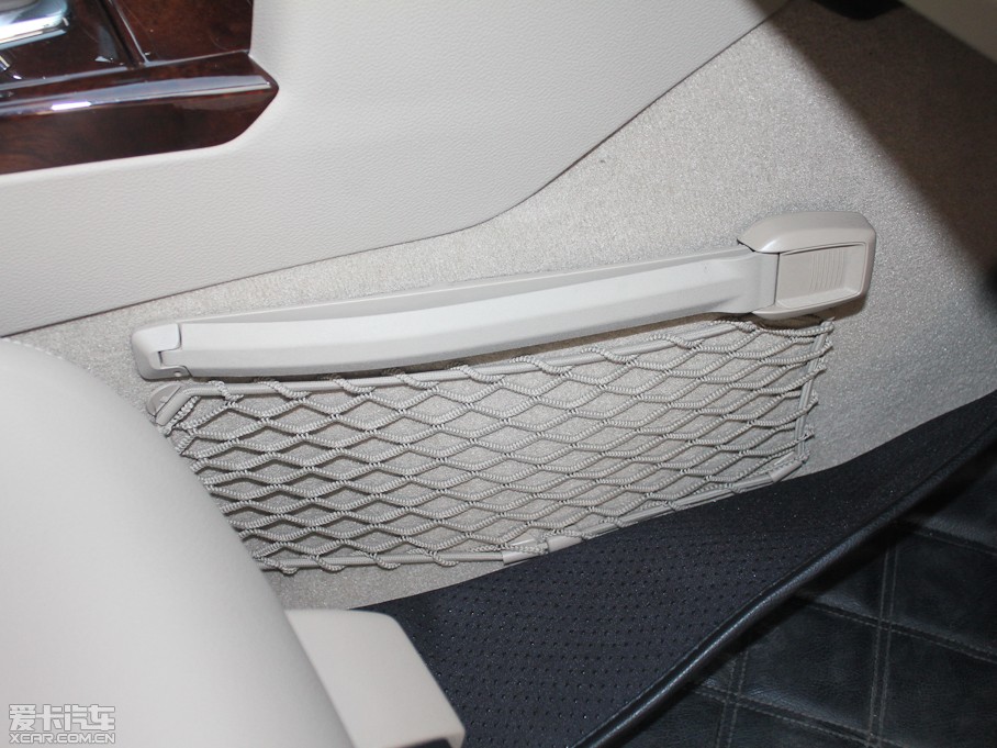 2011YE E 260L CGIrа