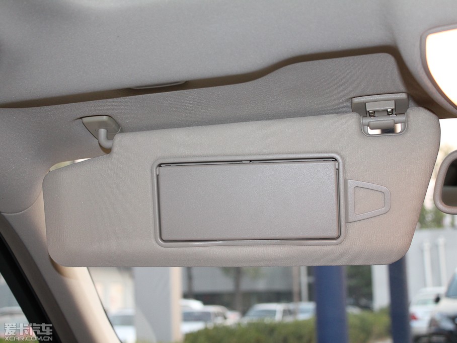 2011YE E 260L CGIrа