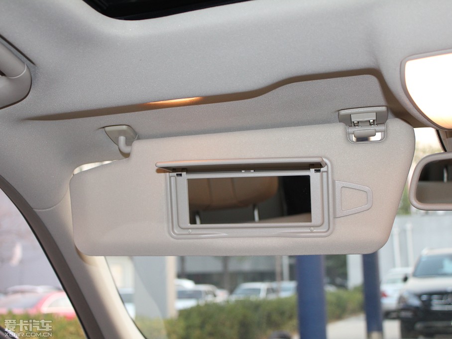 2011YE E 260L CGIrа