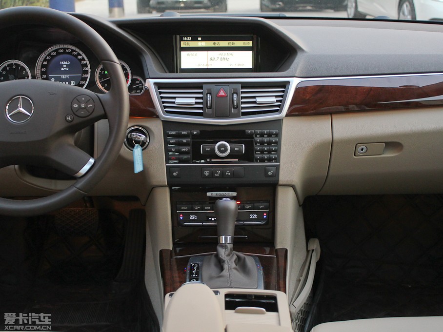 2011YE E 260L CGIrа