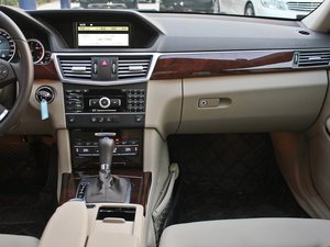 2011E 260L CGIʱа п