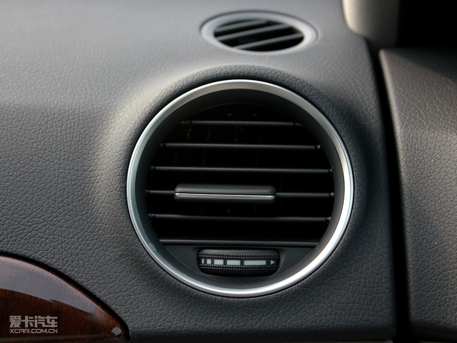 2011YC C 200 CGIŰ