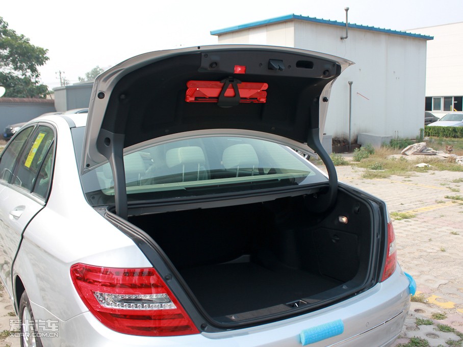 2011YC C 200 CGIŰ