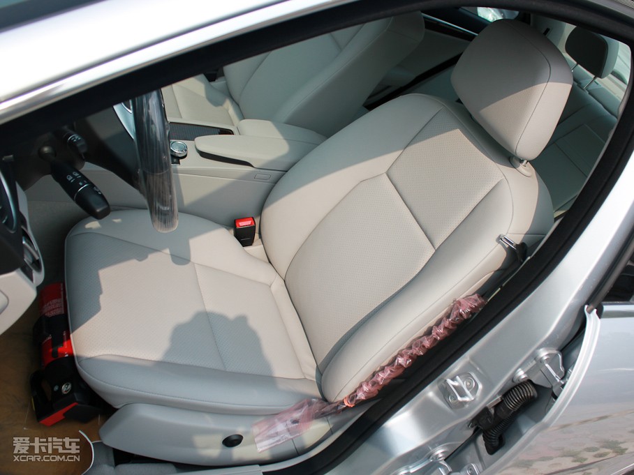 2011YC C 200 CGIŰ