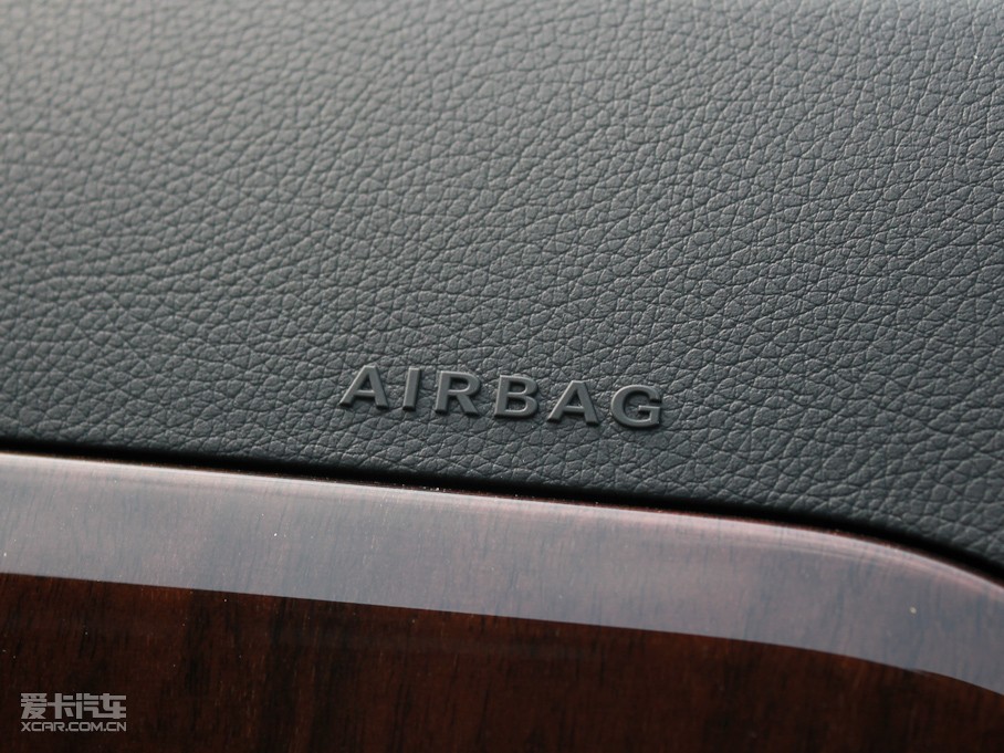 2011YC C 200 CGIŰ