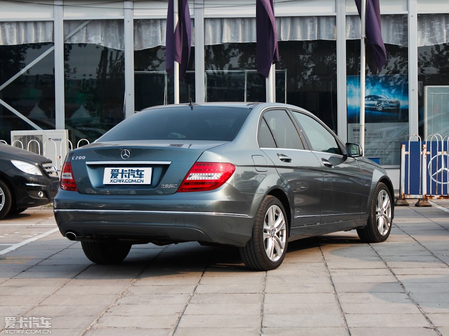 2011YC C 200 CGIrа