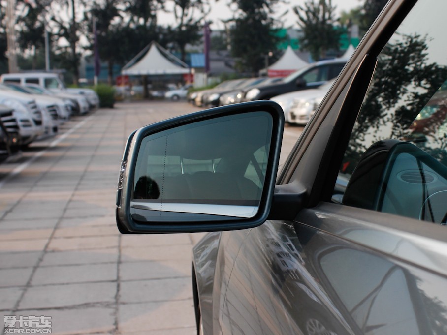 2011YC C 200 CGIrа