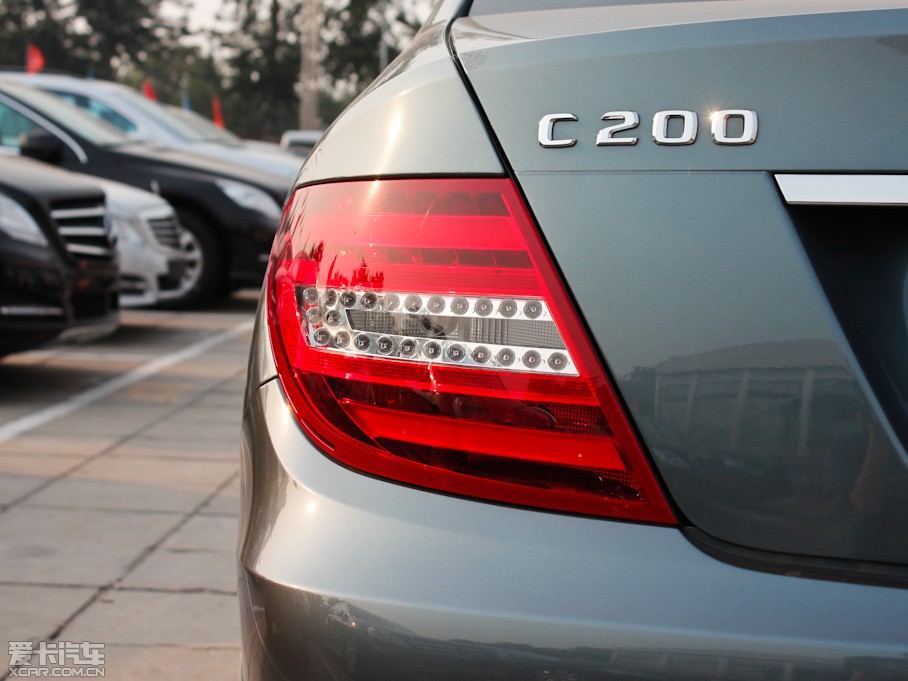 2011YC(j) C 200 CGIr(sh)а