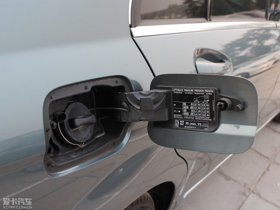 2011YC C 200 CGIrа