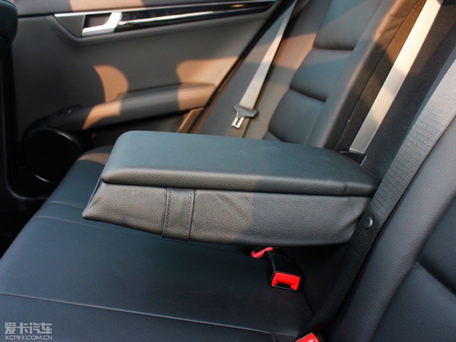 2011YC C 200 CGIrа