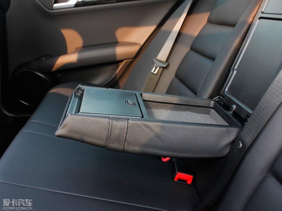 2011YC C 200 CGIrа