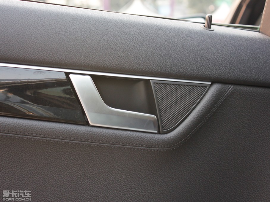 2011YC C 200 CGIrа