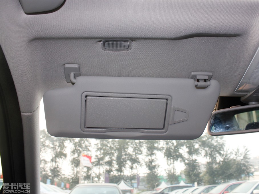 2011YC C 200 CGIrа