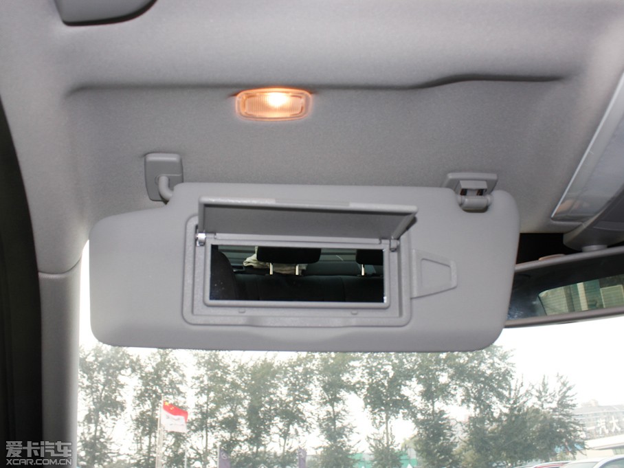 2011YC C 200 CGIrа