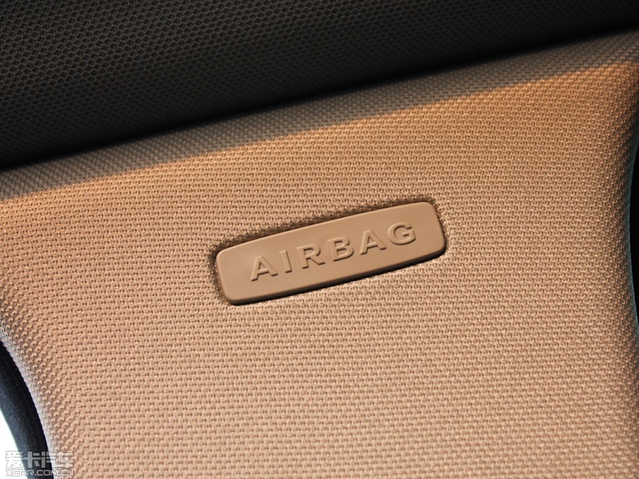 2011YC C 200 CGIrа