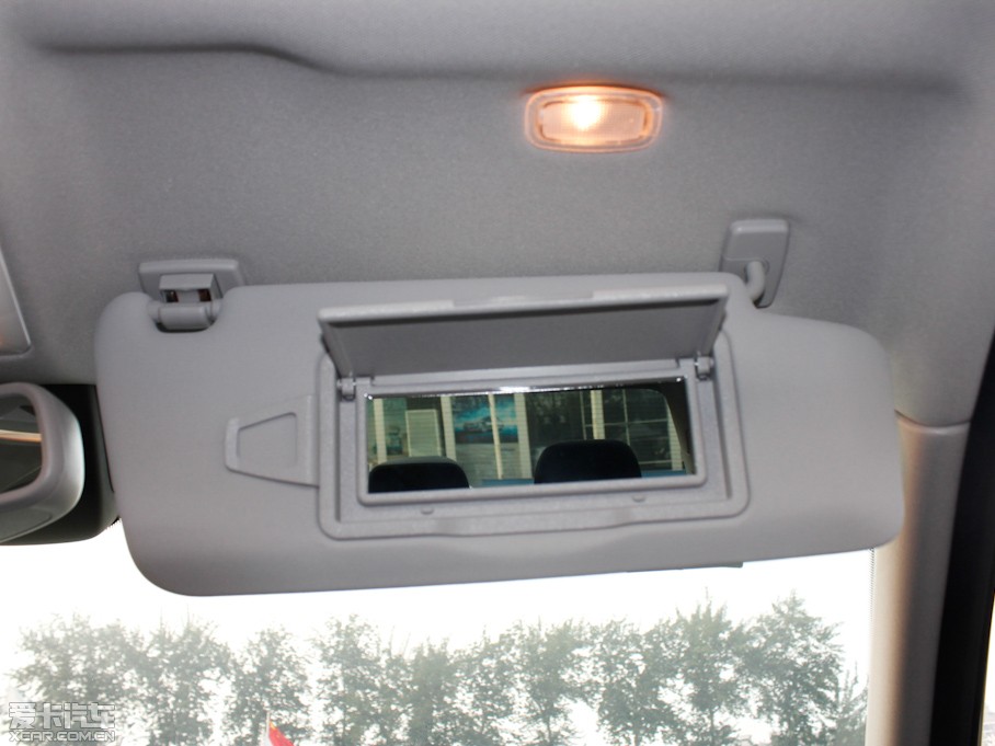 2011YC C 200 CGIrа