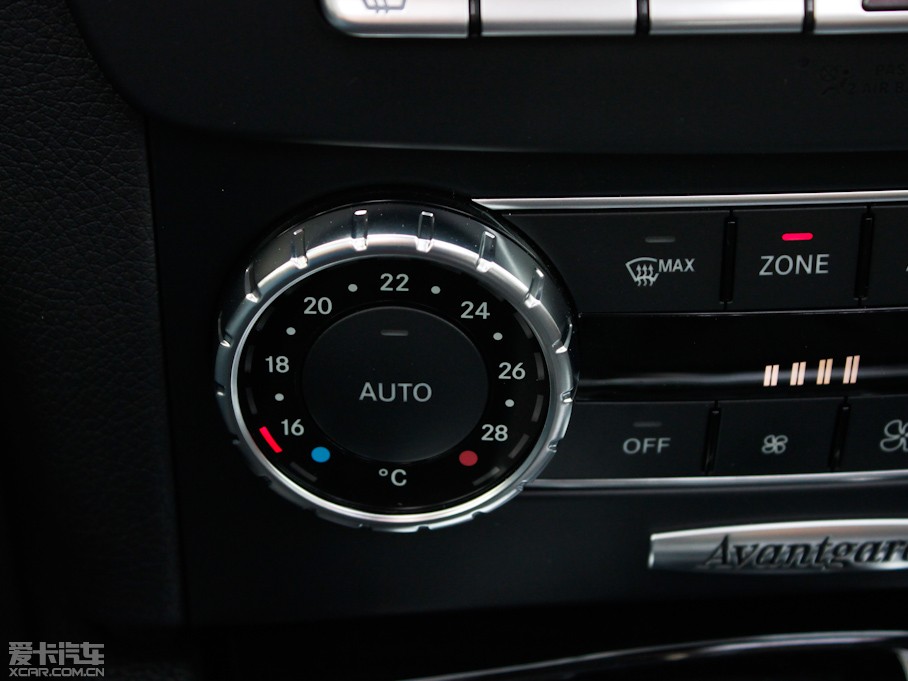 2011YC C 200 CGIrа