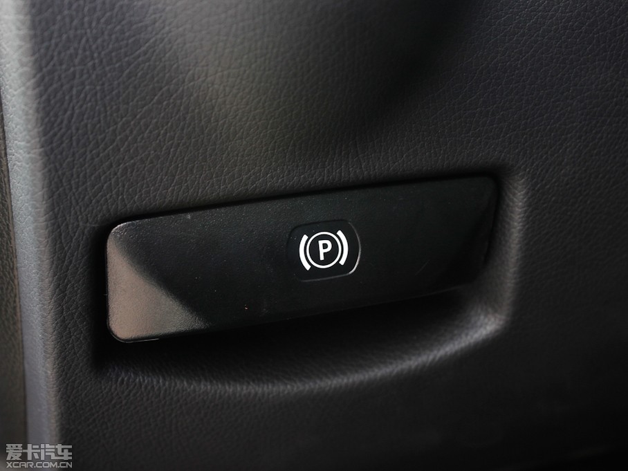 2011YC C 200 CGIrа