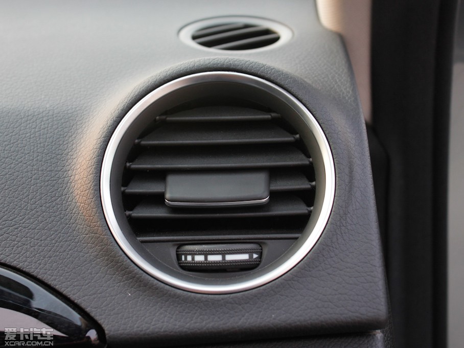 2011YC C 200 CGIrа