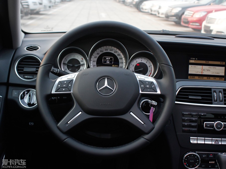 2011YC C 200 CGIrа