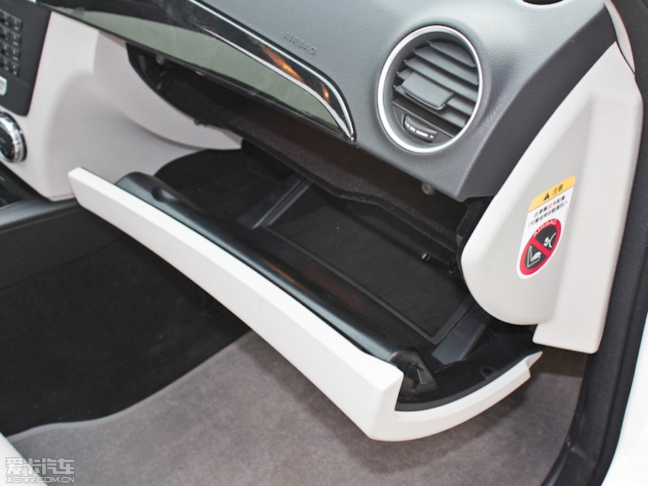 2011YC C 200 CGIrа