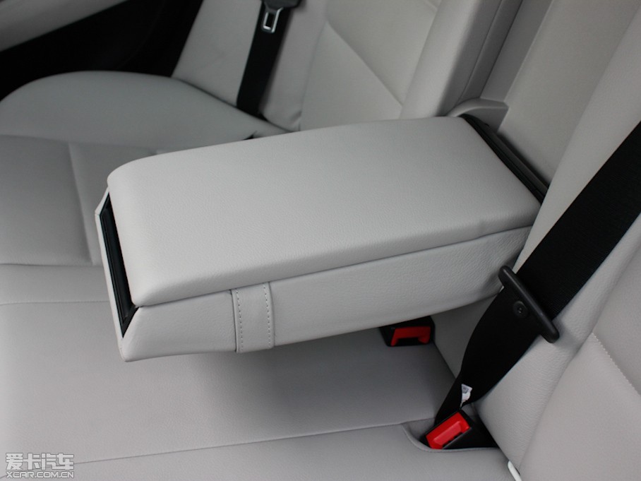 2011YC C 200 CGIr(sh)а