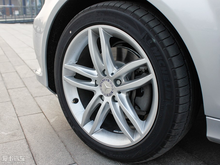 2011YC C 260 CGIrа