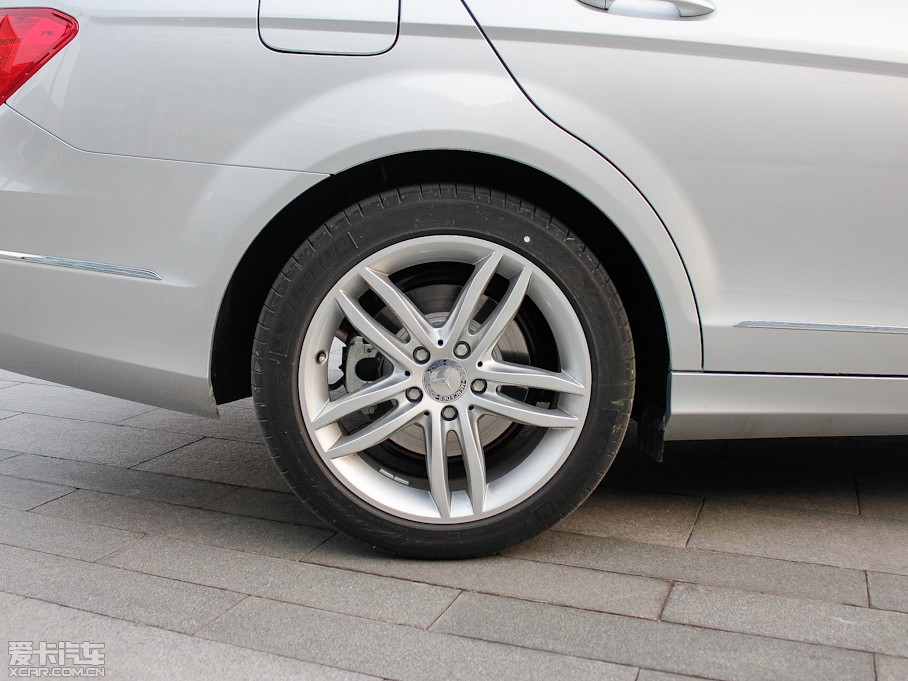 2011YC C 260 CGIrа