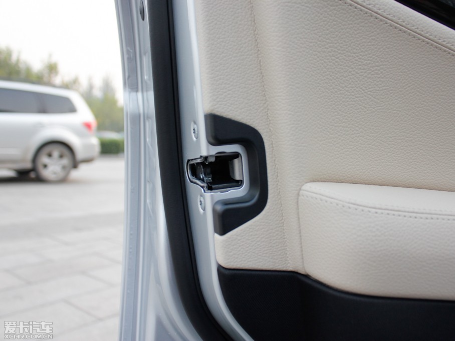 2011YC C 260 CGIrа