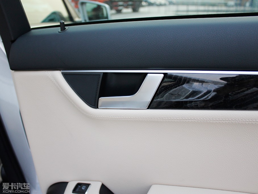 2011YC C 260 CGIrа