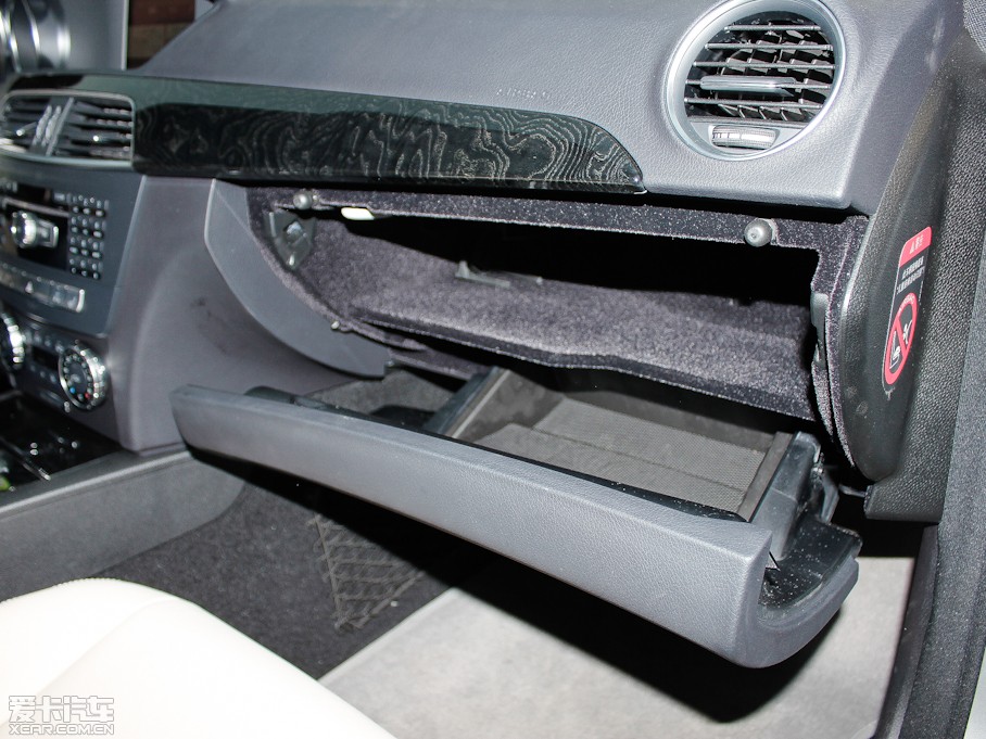 2011YC C 260 CGIrа