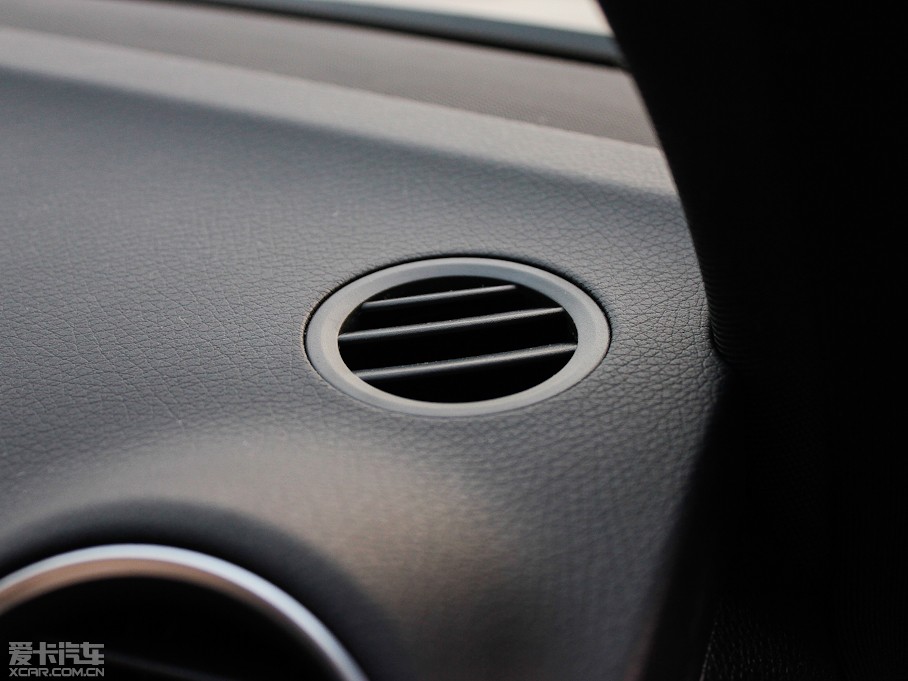 2011YC C 260 CGIrа