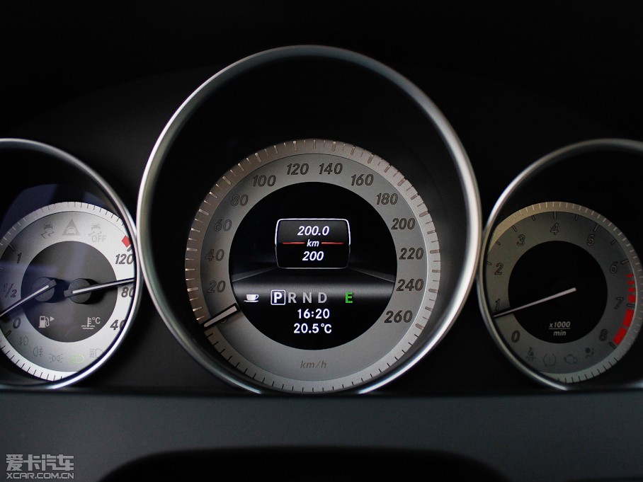 2011YC C 260 CGIrа